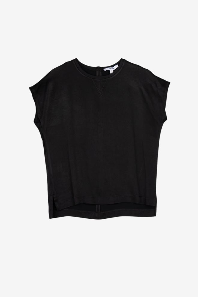 Remera NAUM