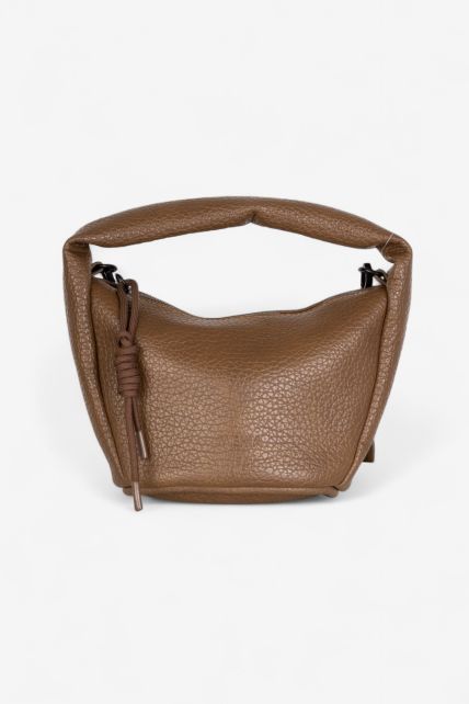 Cartera chica de cuero