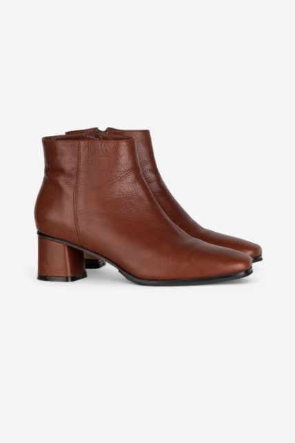 Botas