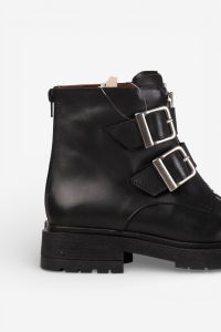 Borcegos - Second Image