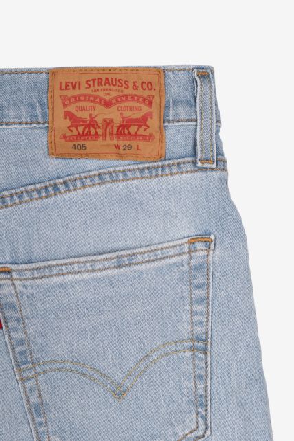 Bermuda Levi's - Second Image