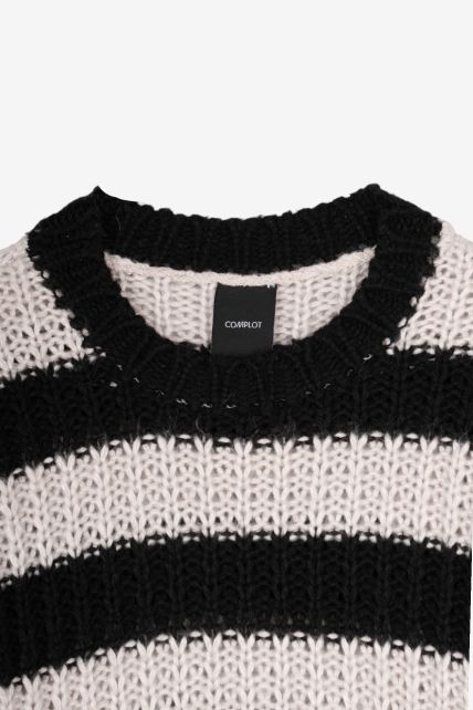 Sweater Complot - Second Image