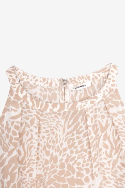 Musculosa Etiqueta Negra - Second Image