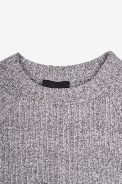 Sweater Complot - Second Image
