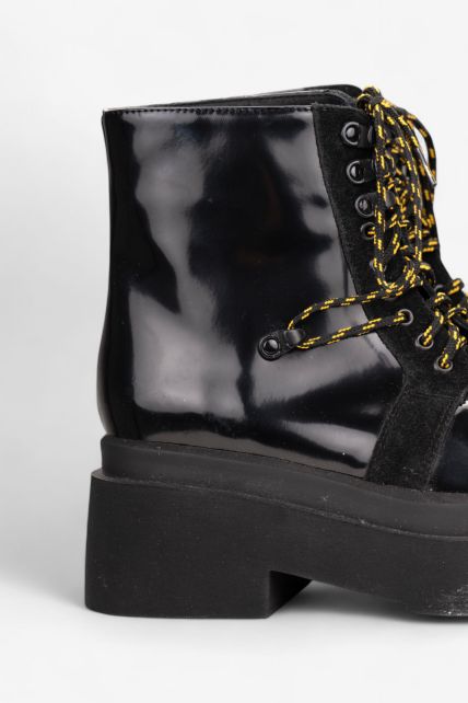 Borcegos Sarkany - Second Image
