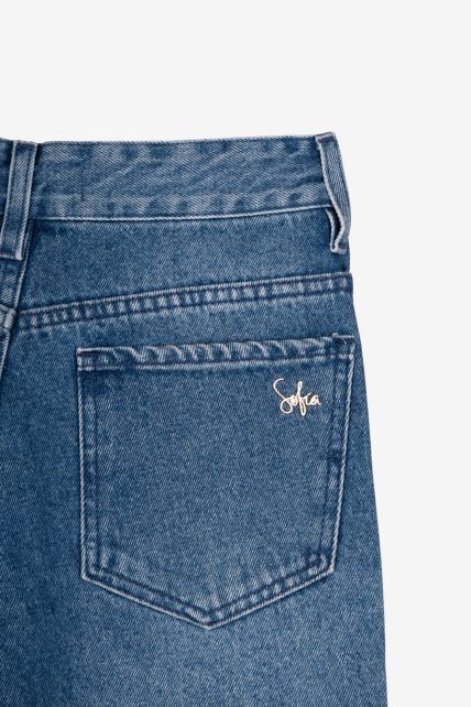 Jean - Second Image