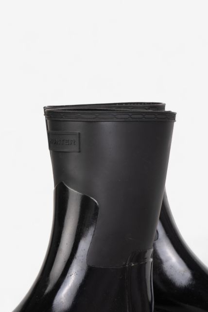 Botas - Second Image