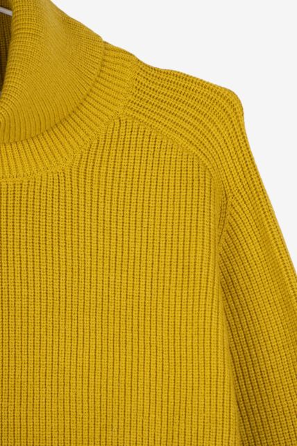 Sweater - Second Image