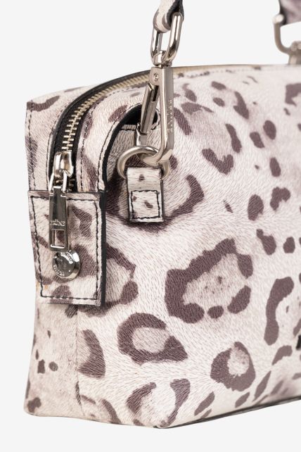 Cartera Chica - Second Image