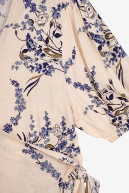 Blusa - Second Image