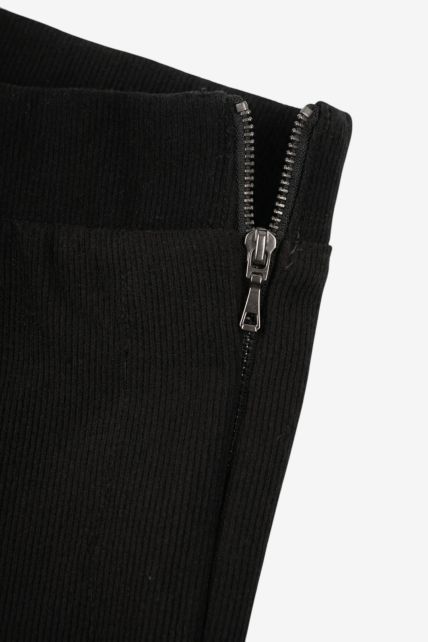 Calza - Second Image