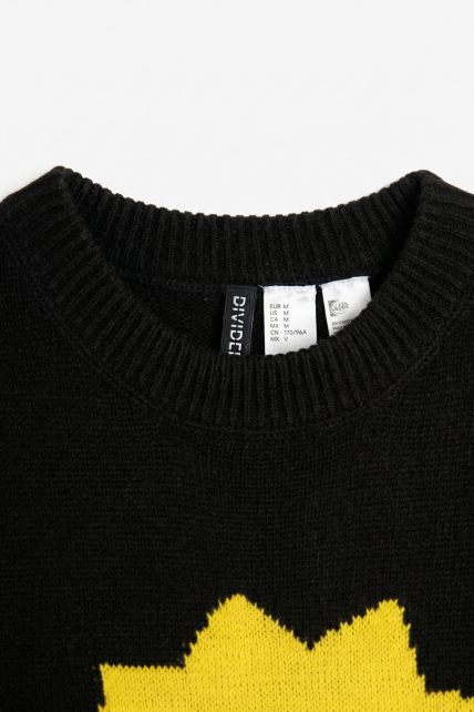 Sweater - Second Image