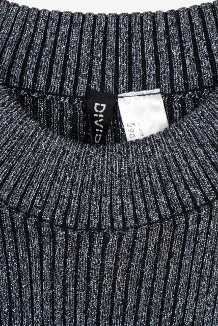 Sweater - Second Image