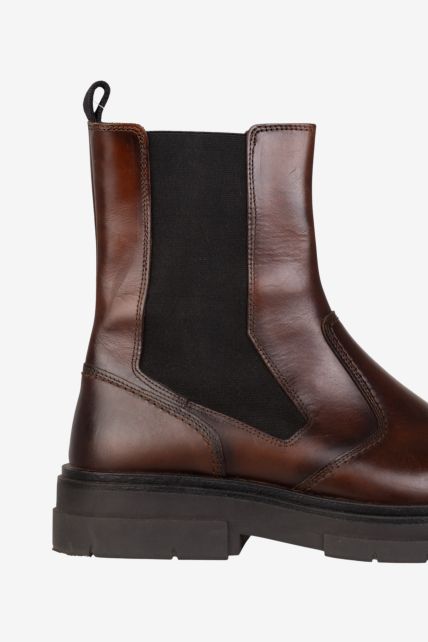 Botas - Second Image