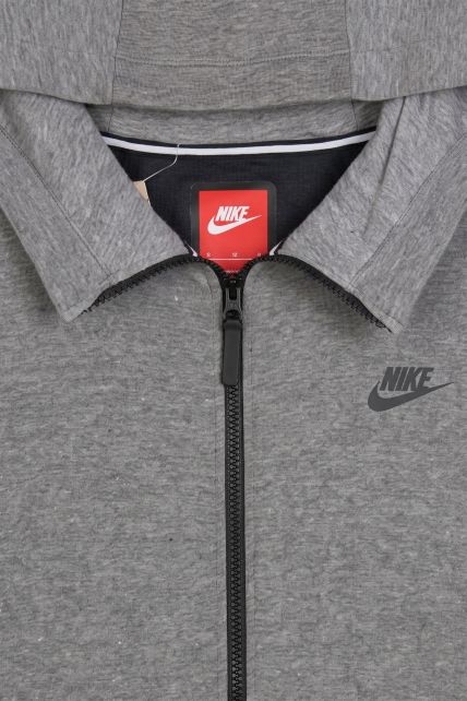 Buzo Deportivo - Second Image