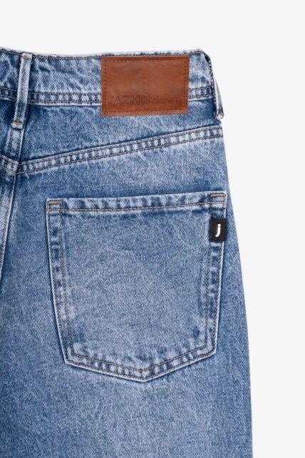 Jean - Second Image