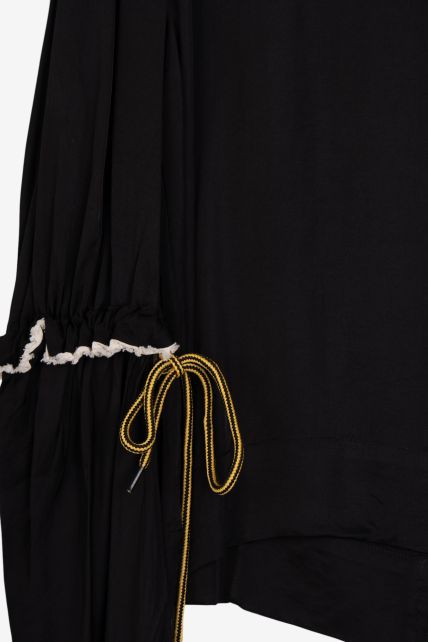 Blusa - Second Image