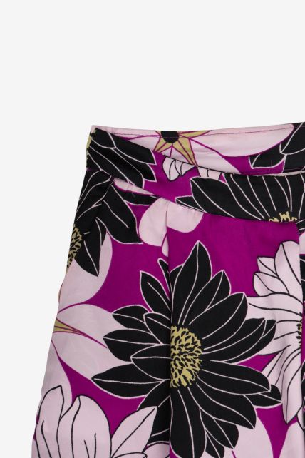 Short - Second Image