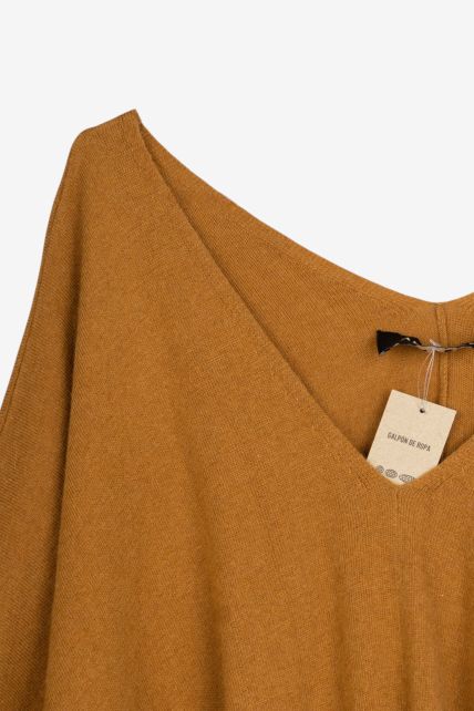 Poncho - Second Image