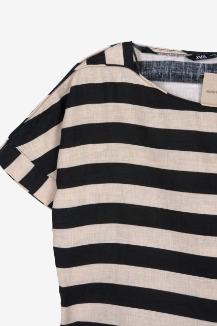 Blusa - Second Image