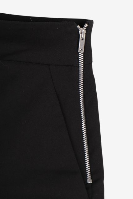 Short - Second Image