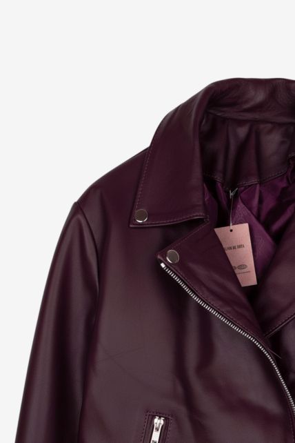 Abrigo de cuero - Second Image