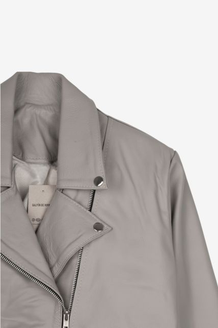 Abrigo de cuero - Second Image