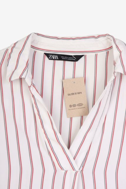 Blusa - Second Image